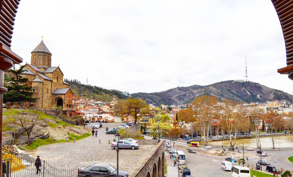 Tiflis Metekhi Hotel Екстер'єр фото